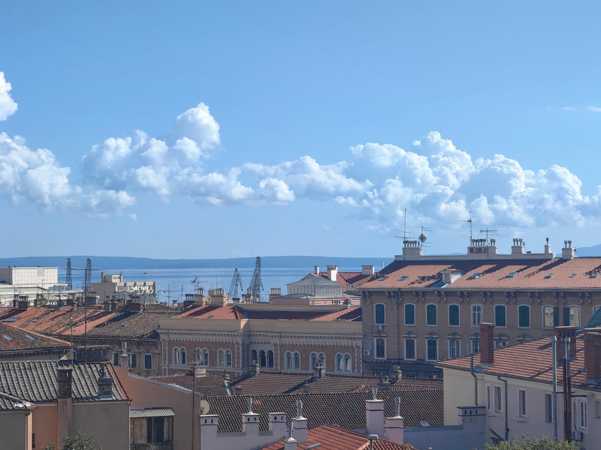 '2R' City Center Holidays And Workstays Rijeka Zewnętrze zdjęcie